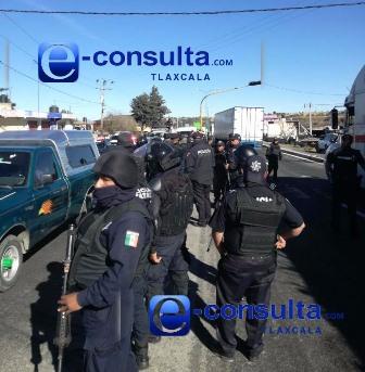 Investigan agresión a policías por parte de habitantes de Zacacalco imagen 1