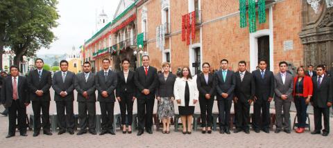 Presenta alcalde de Apizaco su primer informe de gobierno