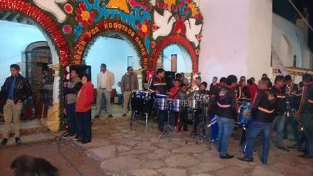 Celebran fiestas patronales comunidades de Calpulalpan