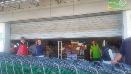 Cierran negocios en Calpulalpan por temor a saqueos imagen 1
