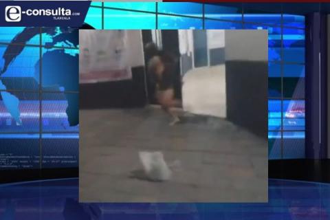 Policías calzonudos son obligados a cosas raras por alcalde de Zacatelco