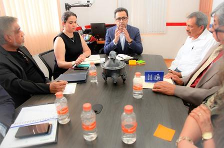 Tras paro de cinco semanas, normalistas buscan recuperar clases