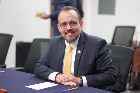 Destapan a Cambrón Soria para candidatura a diputado federal por el PRD