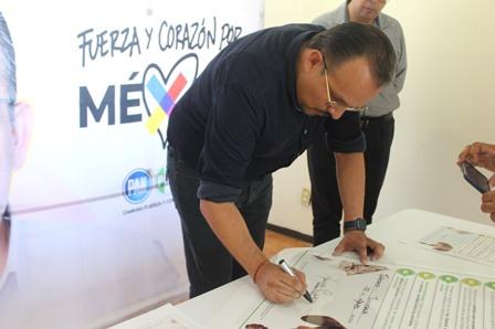 Firma Pacto Animalista el candidato a diputado Juan Manuel Cambrón imagen 2