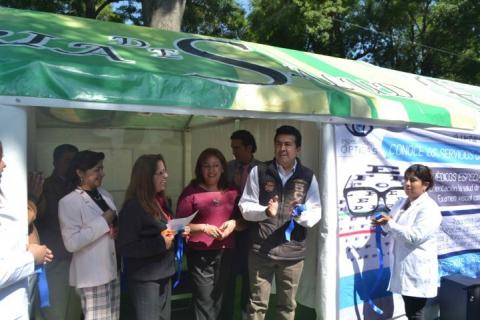 En respaldo a sectores vulnerables inaugura Adolfo Escobar campaña de salud visual imagen 3