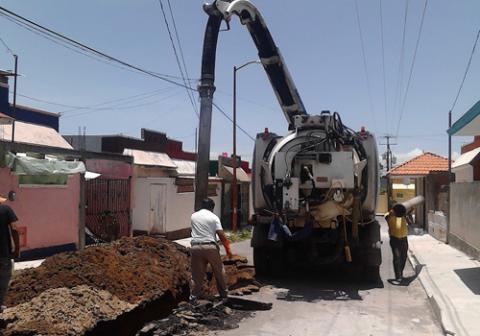 Aplica CAPAM mantenimiento a líneas principales de drenaje