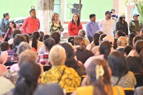 Presidentes de comunidad destacan la iniciativa del alcalde Salvador Santos Cedillo para festejar a madres imagen 4