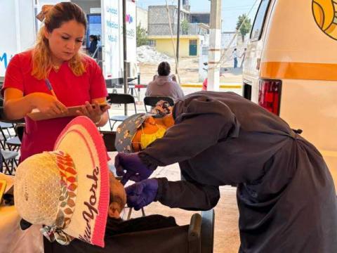 La caravana de salud y servicios del SMDIF de Huamantla llegó a El Valle imagen 6