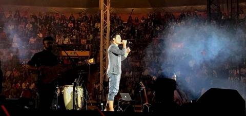 Se presenta con éxito Carlos Rivera en Huamantla imagen 6