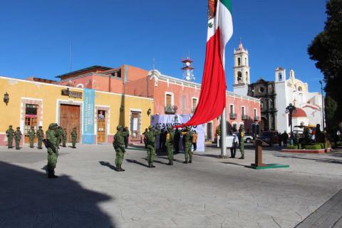 Debemos mantenernos unidos y salir adelante sin divisiones: Salvador Santos Cedillo imagen 3