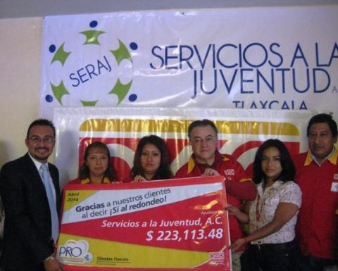 Entregan dinero recaudado por el Programa de Redondeo en OXXO imagen 5