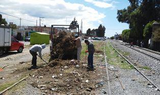 Atiende solicitudes dirección de Servicios Públicos