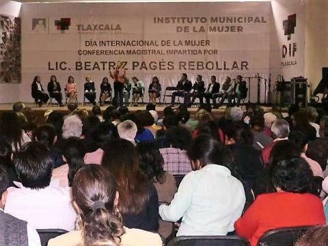 Ayuntamiento Capitalino presentó conferencia de Beatriz Pagés Rebollar con motivo del Día de la Mujer imagen 1
