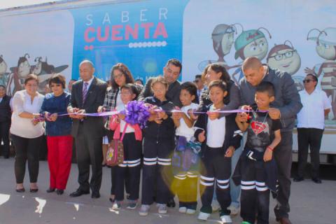 Ayuntamiento promueve en niños la educación financiera con cine móvil imagen 4