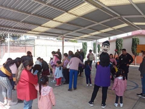 Continúa Policía Municipal de Apizaco con la creación de grupos "Blindaje Seguro" y "Escuela Segura" imagen 1