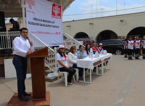 Alcalde se suma a la Colecta Anual de la Cruz Roja 2019 imagen 1