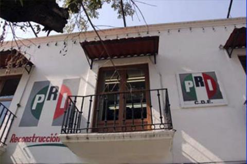 Diputados flojos del PRI quieren repetir en el cargo