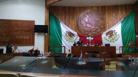 Otra vez, diputados cometen errores en evaluación de magistrado