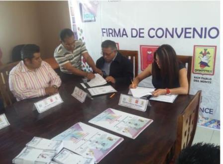 Firma convenio alcalde de Contla y presidenta del IAIP imagen 3