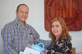 Gestiona Juan Corral apoyos para preescolar de El Rosario en Tlaxco