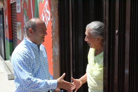 Escuchan familias de El Alto propuestas del candidato Juan Corral imagen 2