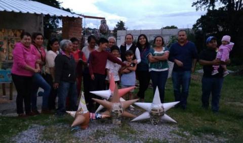Movimiento Ciudadano realiza curso en Panotla de elaboración de piñatas imagen 1