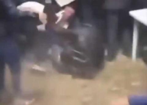 Nanacamilpa, tierra sin ley, riña en baile de feria exhibe desorden y falta de seguridad del alcalde