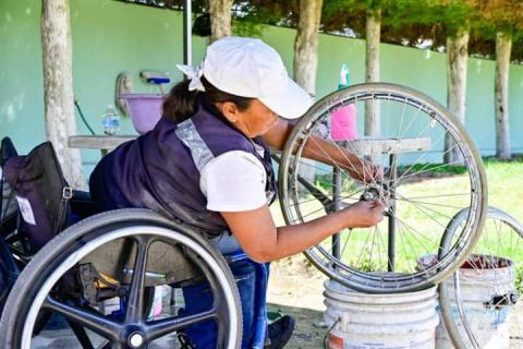Inicia en Huamantla programa “Enchúlame La Silla” que favorecerá a personas con discapacidad imagen 5