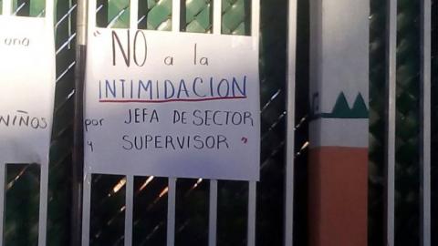 Protestan padres de familia en escuela primaria de Belén imagen 10