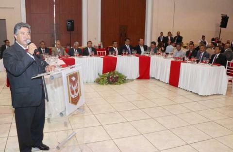 Conmemoró la UAT el “Día del Maestro y del Trabajador Universitario”