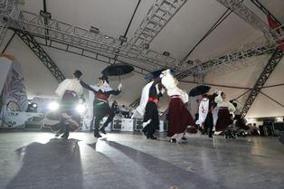 Un éxito el festival de Danza Folklórica en el teatro del artista imagen 2