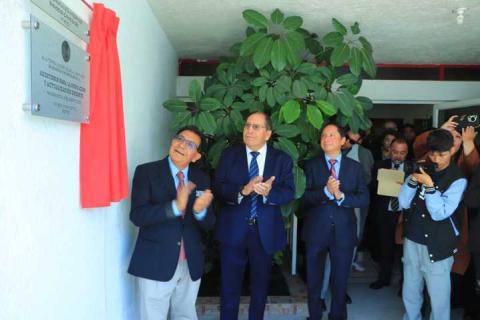 Reinaugura Rector de la UATx los auditorios de “Intercambio y Movilidad” y de “Formación y Actualización Docente” imagen 1