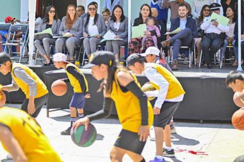 Premiará Gobierno de Huamantla a tres destacadas primarias por su participación en el desfile de primavera imagen 4