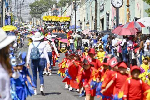 Premiará Gobierno de Huamantla a tres destacadas primarias por su participación en el desfile de primavera imagen 7