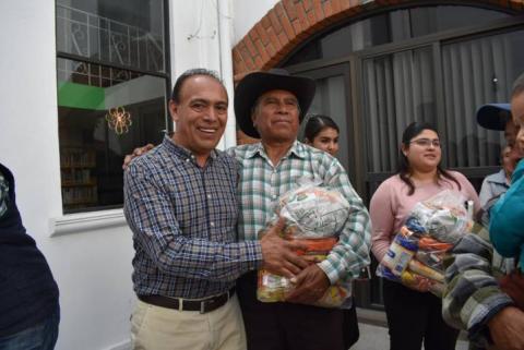 Tomas Orea mejora la calidad de vida de más de 200 personas con una despensa imagen 2