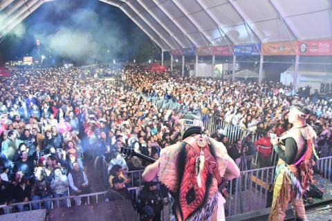 Arrancan en total seguridad y fiesta las presentaciones del foro del artista en Huamantla imagen 3