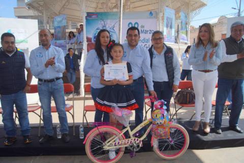 Alcalde encabezo desfile conmemorativo al “Día Mundial del Agua” imagen 1