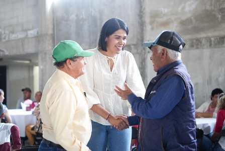 El amor incondicional de los abuelos ilumina el corazón de la sociedad: Torrejón