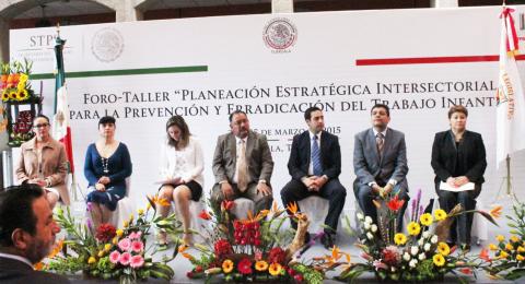 Realizan en el Congreso foro contra la explotación infantil imagen 2