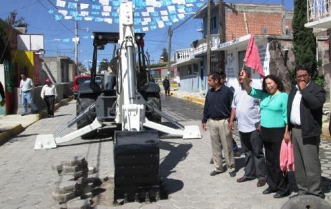 Inició la ampliación del drenaje sanitario en Tocatlán imagen 1