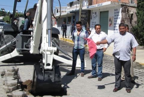 Inició la ampliación del drenaje sanitario en Tocatlán imagen 2