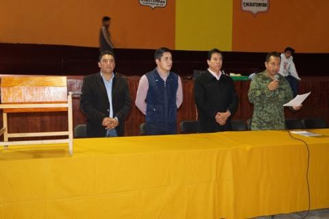 Cientos de jovenes chiautempenses participan en sorteo para el servicio militar imagen 5