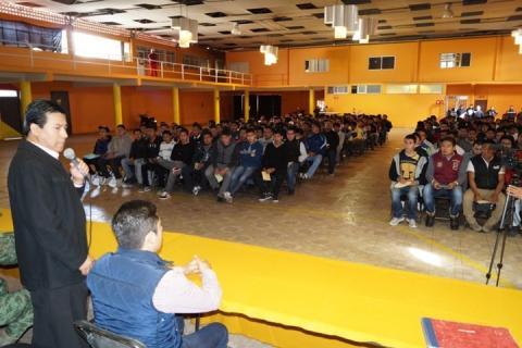 Cientos de jovenes chiautempenses participan en sorteo para el servicio militar imagen 3