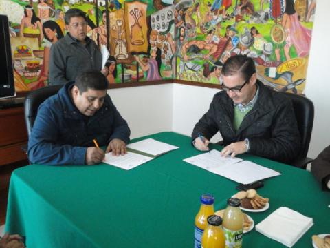 Firman convenio de colaboración el Ayuntamiento de Tzompantepec y la Universidad del Valle de Tlaxcala imagen 1