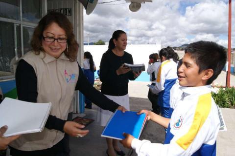Concientizan a padres de familia en prevención de violencia y delincuencia juvenil en Nanacamilpa imagen 2