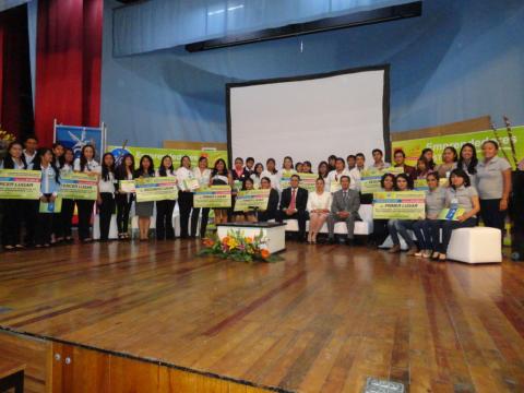 Participa la Fecanaco en la 3ra Expo Emprendedores UATx 2015 imagen 2