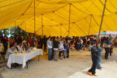 “La Santa Cruz”; Festividad Tradicional que Conmemoran en diversas Comunidades de Calpulalpan imagen 2