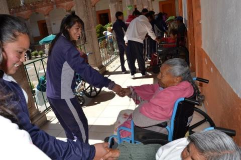 Fomentan valores familiares en jóvenes de Nanacamilpa imagen 16