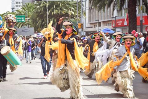El Alebrije Tlahui de Zacatelco llego al desfile monumental en la CDMX imagen 1