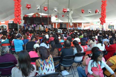 A lo largo y ancho del Municipio de Calpulalpan festejan “Día de las Madres” imagen 7